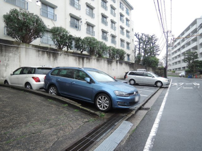 【駐車場】 | 根岸台ハイホーム