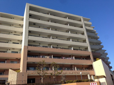 【外観】 | ヒルハイツたまプラーザソルヴィルＢ棟 | 東急田園都市線「たまプラーザ」駅徒歩14分！東急田園都市線・横浜市営地下鉄ブルーライン「あざみ野」駅徒歩15分の2線2駅利用可能！
