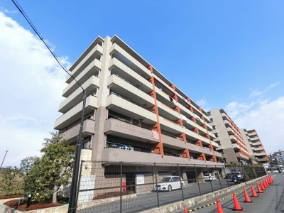 【外観】 | クレストフォルム横浜鴨居弐番館 | 南向きで陽当り良好！LD床暖房完備で冬でも快適！