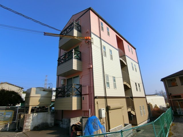 メゾンドソレイユ滝谷の外観