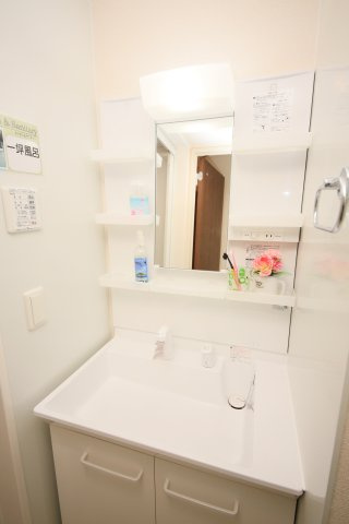 キャスパの独立洗面台