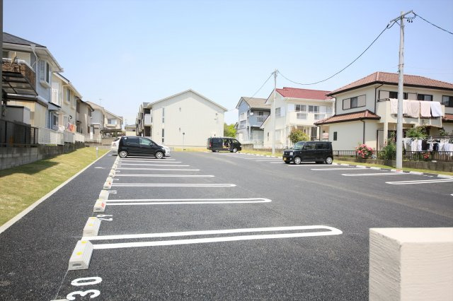 キャスパの駐車場