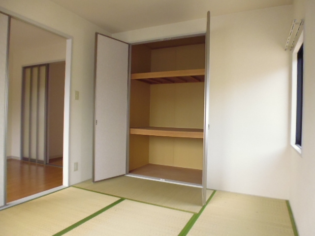 セトル竜の口Ａの和室