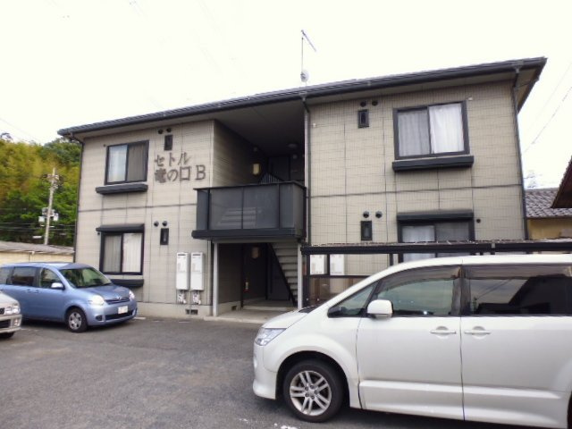 セトル竜の口Ａの駐車場