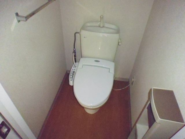 セトル竜の口Ａのトイレ|シャワー付きトイレ