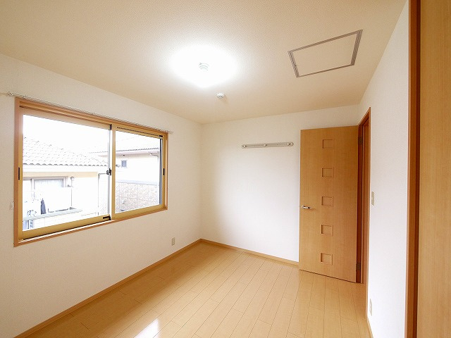 プレミール　クニミ　Ｃ棟の洋室|コンパクトで使いやすい洋室です