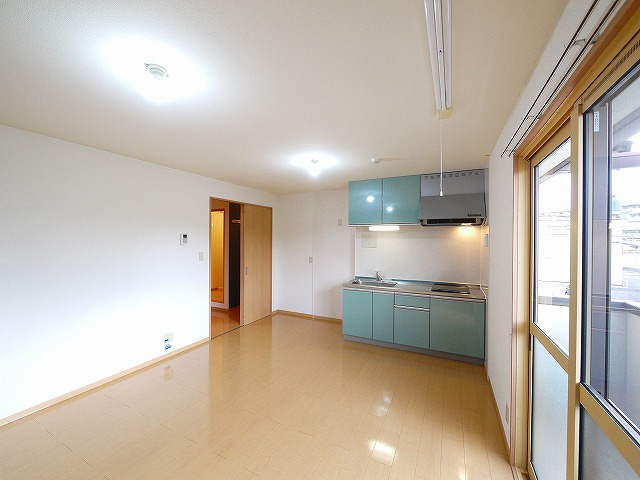 プレミール　クニミ　Ｃ棟の居間・リビング|おしゃれなリビングです