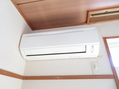 【設備】 | アレスト・イワゾ | エアコン