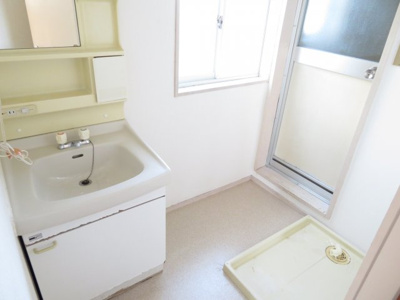 【洗面所】 | アレスト・イワゾ | 洗面化粧台、洗濯機置き場