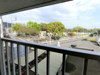 【展望】 | コーポ岩戸 | 岩戸公園では春は桜も見えます