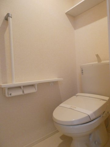 サニーソフィア　A棟のトイレ|温水洗浄暖房便座付き