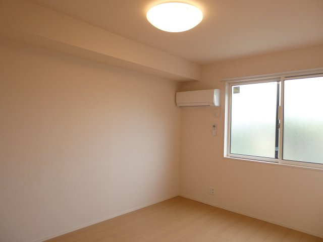 サニーソフィア　A棟の洋室|北洋室