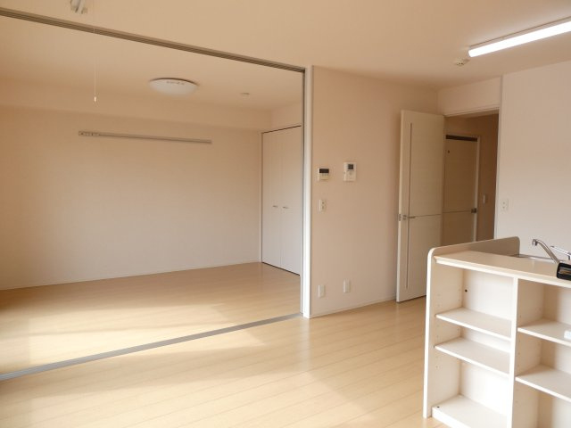 サニーソフィア　A棟の居間・リビング