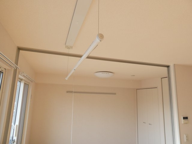 サニーソフィア　A棟の内装|室内物干し