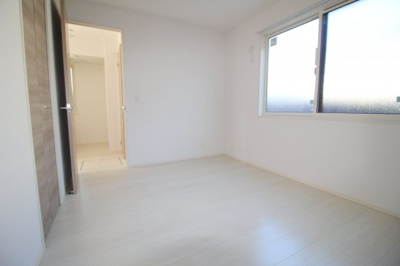 【洋室】 | スカイヴィラ豊中