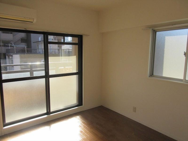 アメニティ泉の居間・リビング|アメニティ泉