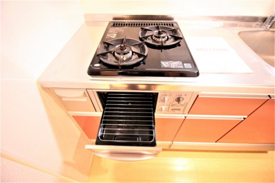 【キッチン】 | グレイスセゾン | ２口ガスコンロ・グリル付き