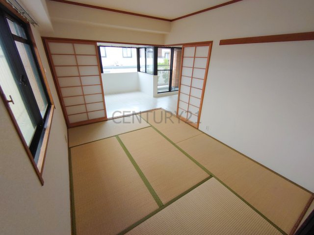 【寝室】 | ロイヤルメゾン逆瀬川