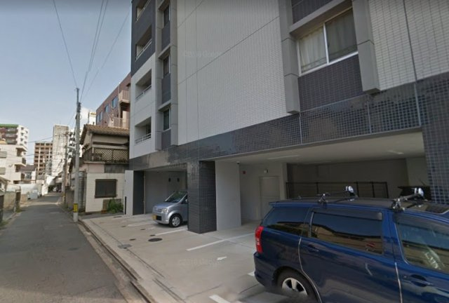 ユーケーアベニューのエントランス
