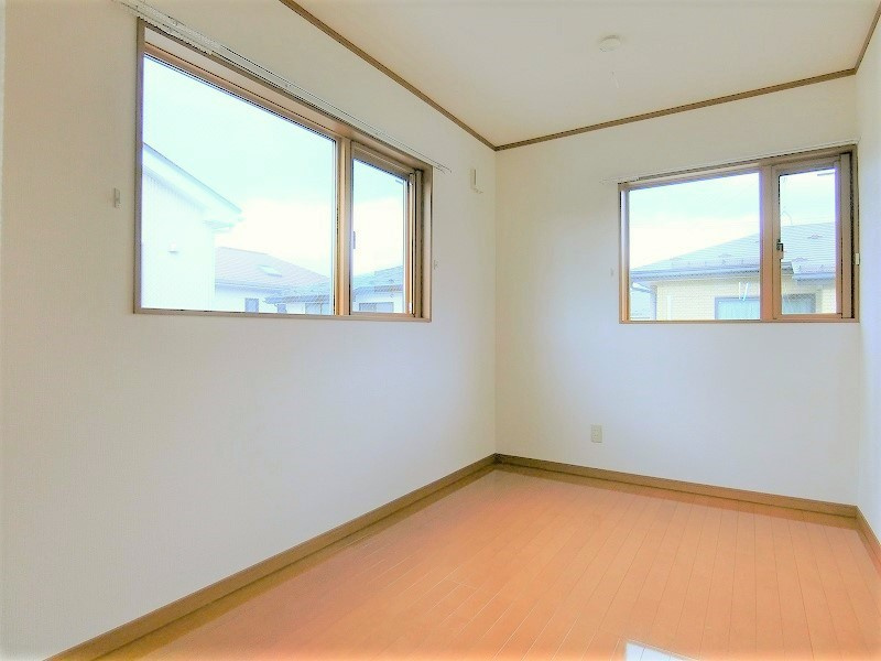 タウンハウスＳＡＩＫＡＷＡⅡの洋室