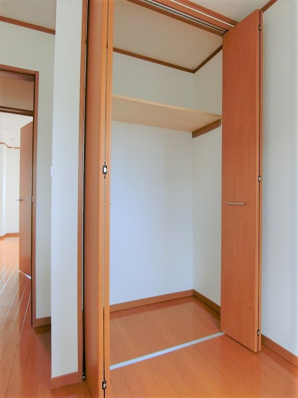 タウンハウスＳＡＩＫＡＷＡⅡの収納