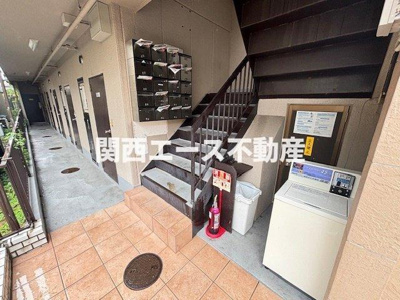 【エントランス】 | LIVE SPACE上小阪