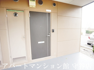 【エントランス】 | Little　garden