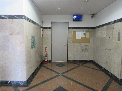 【エントランス】 | 鳥飼中央ビル | 清潔なエントランスです