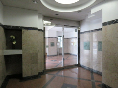 【ロビー】 | 鳥飼中央ビル | 清潔なロビーです