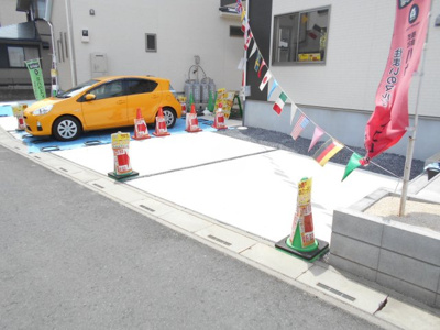 【駐車場】 | 白岡市　篠津　全2棟　1号棟　４２坪　角地 | 2480から2380から2180から2080から1780万円に価格変更。角地。駐車2台。畳ｺｰﾅｰ付。４ＬＤＫとワイドバルコニー。