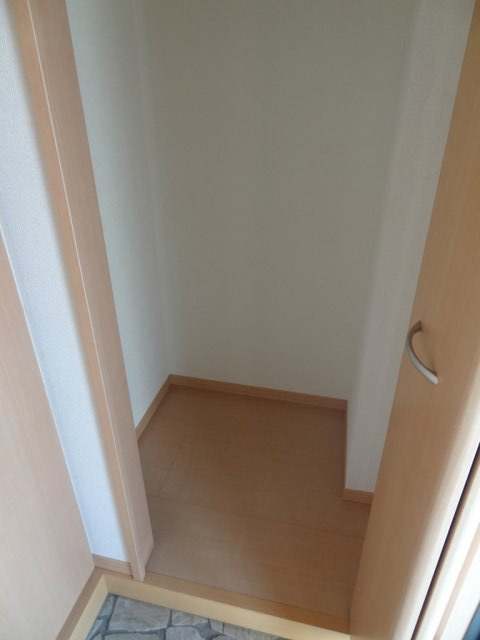 クレールレセンテ　Ｃ棟の玄関