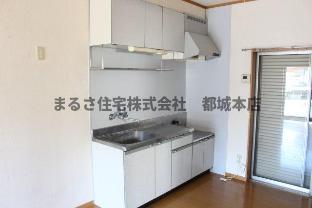 田中昌哉貸家のキッチン