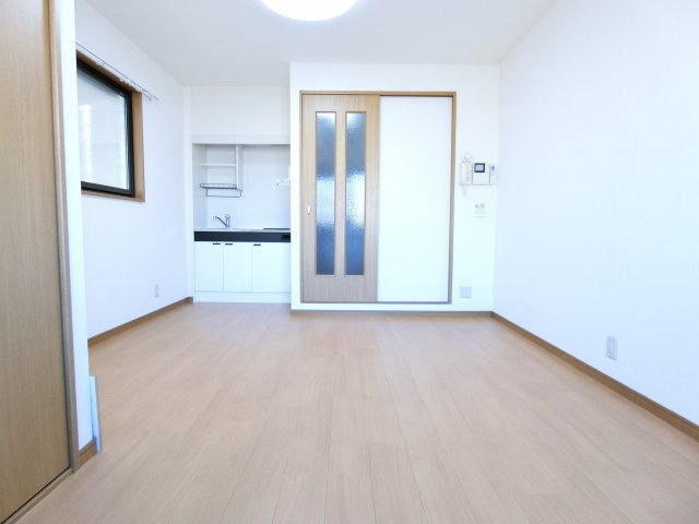 グレイス西山台の居間・リビング