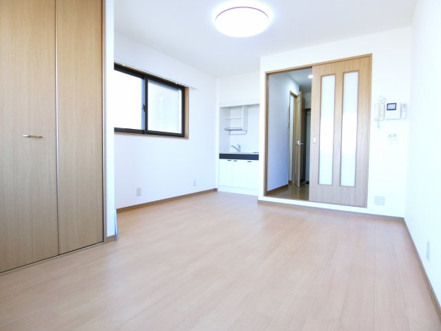 グレイス西山台の居間・リビング