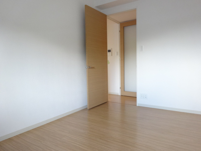 AMENITYCOURT K1 B棟の洋室