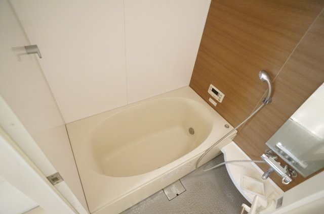 AMENITYCOURT K1 B棟の浴室