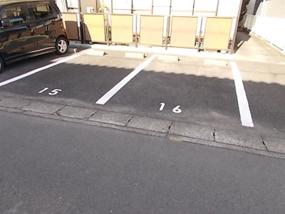 【駐車場】 | リンピア魚住