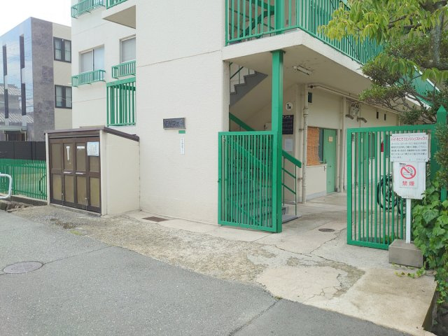 【エントランス】 | 仁川コーポＡ