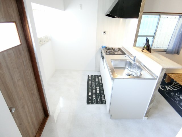 RenovationHouse 狭山市半田のキッチン