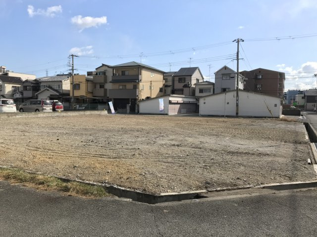 Freerife久々知Ⅳ４号地の前面道路含む現地写真