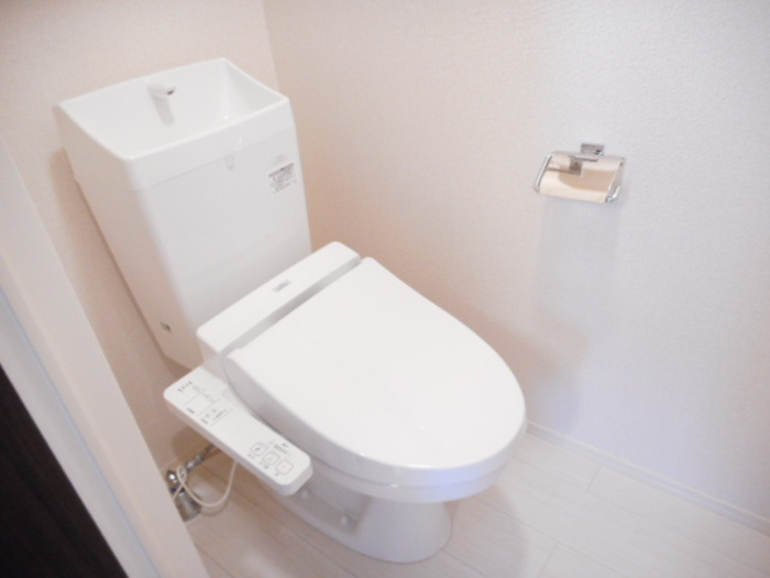 フェリーチェCのトイレ