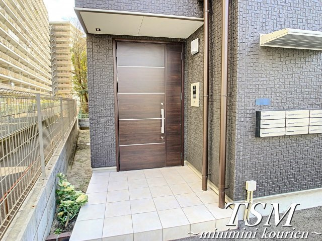 アンプルールフェール北町のエントランス|オートロック付きの入り口