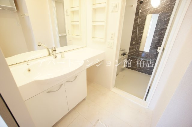 グランツの独立洗面台