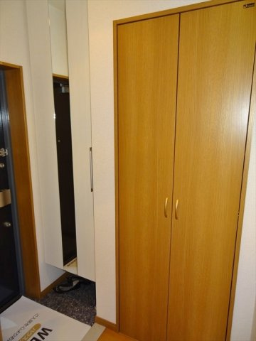 ヴェルテュ－・デュ・シャトー Ａ館の収納