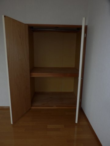 ハイツオカダの収納|サンプル写真となります。