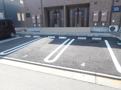 【駐車場】 | エミエール