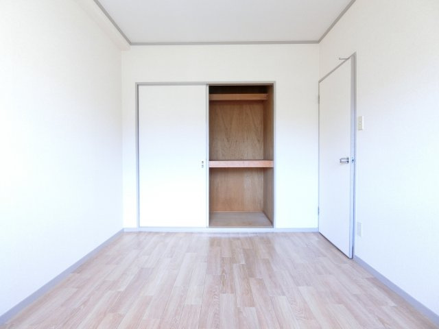 野浦ハイツの寝室