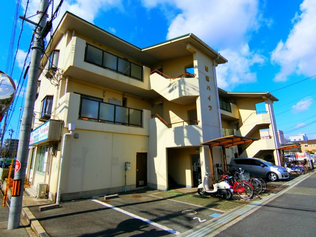 野浦ハイツの駐車場