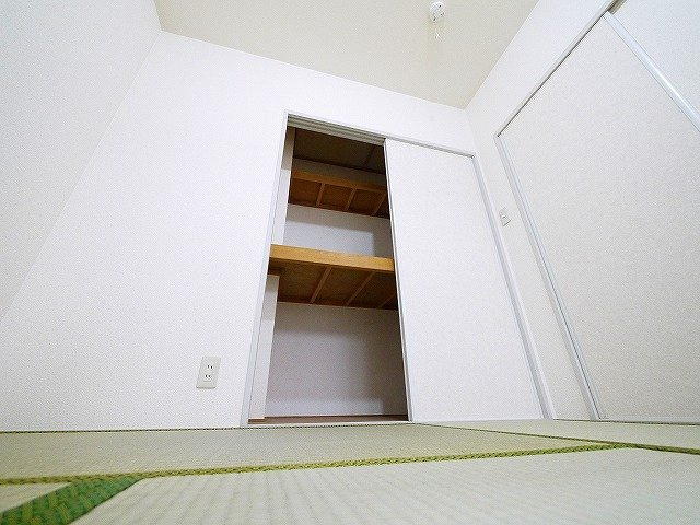 グランドゥールＢの収納|大きなスペースがあり、収納には困りません