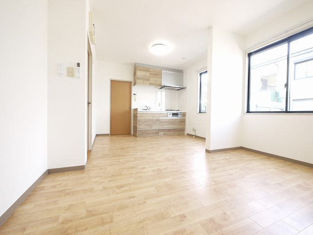 グランドゥールＢの居間・リビング